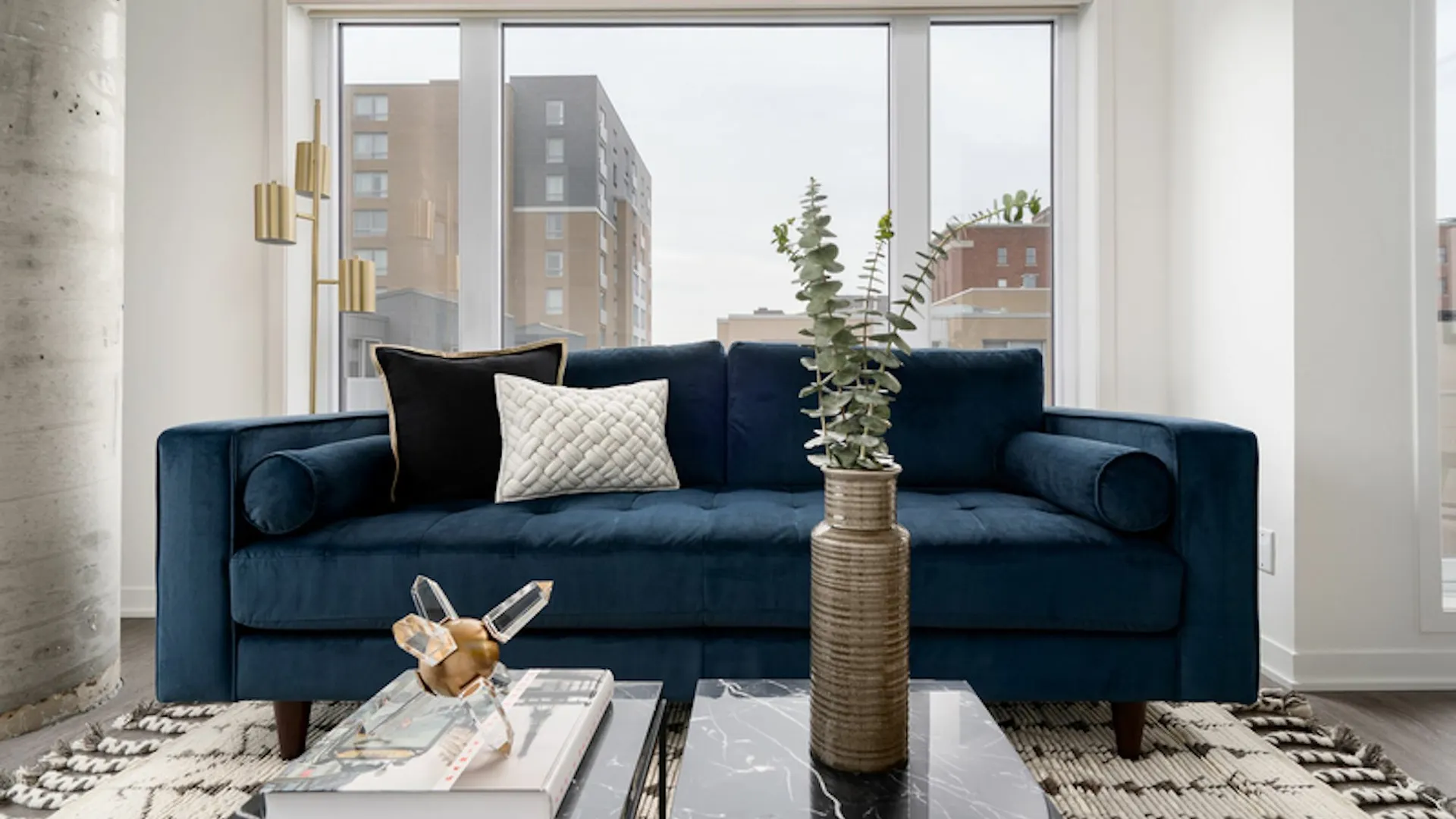 몬트리올 Quaint 1Br In Quartier Des Spectacles By Sonder 아파트